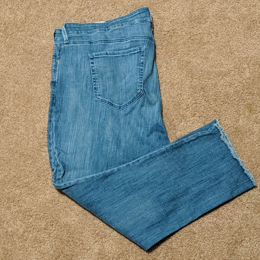 NYDJ Lt blue jeans